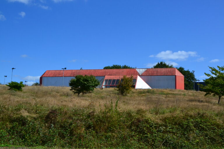 investissement quimper entrpôt