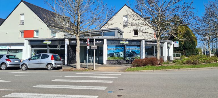 Local commercial Guillerm habitat ergue gaberic quimper constructeur de maison